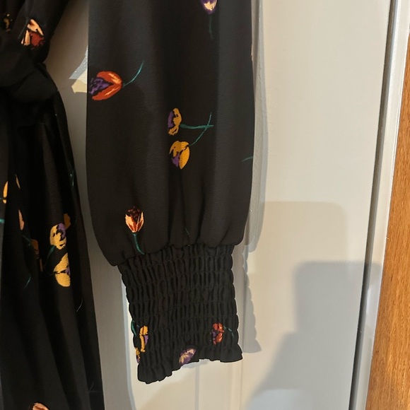 Cabi Divine Black Floral Long Sleeve Midi Dress. Size medium. - Picture 10 of 16